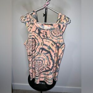 Stylish boutique tank top in size large with a fun print - never worn - summer!